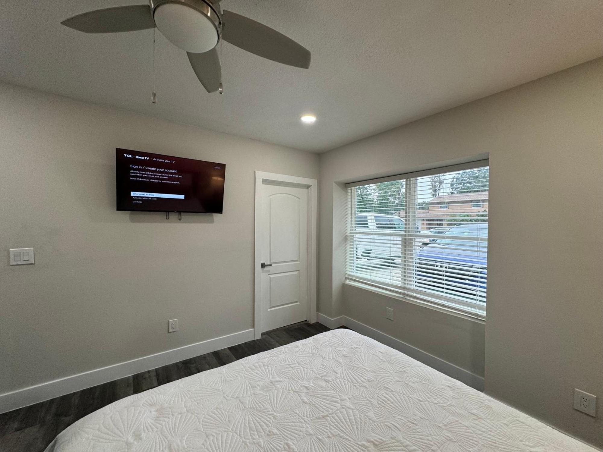 Deluxe Apartment Whit Laundry Tampa Esterno foto